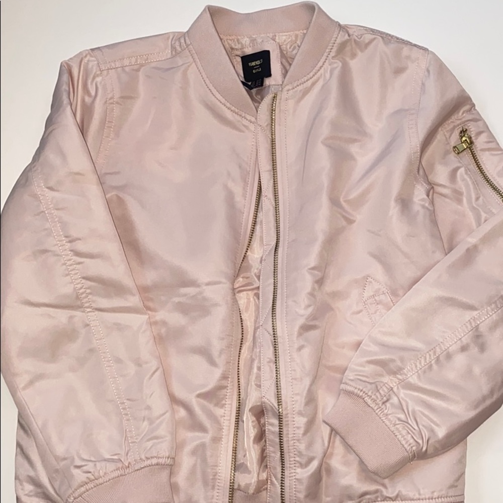 Girls light pink trendy bomber puffer jacket